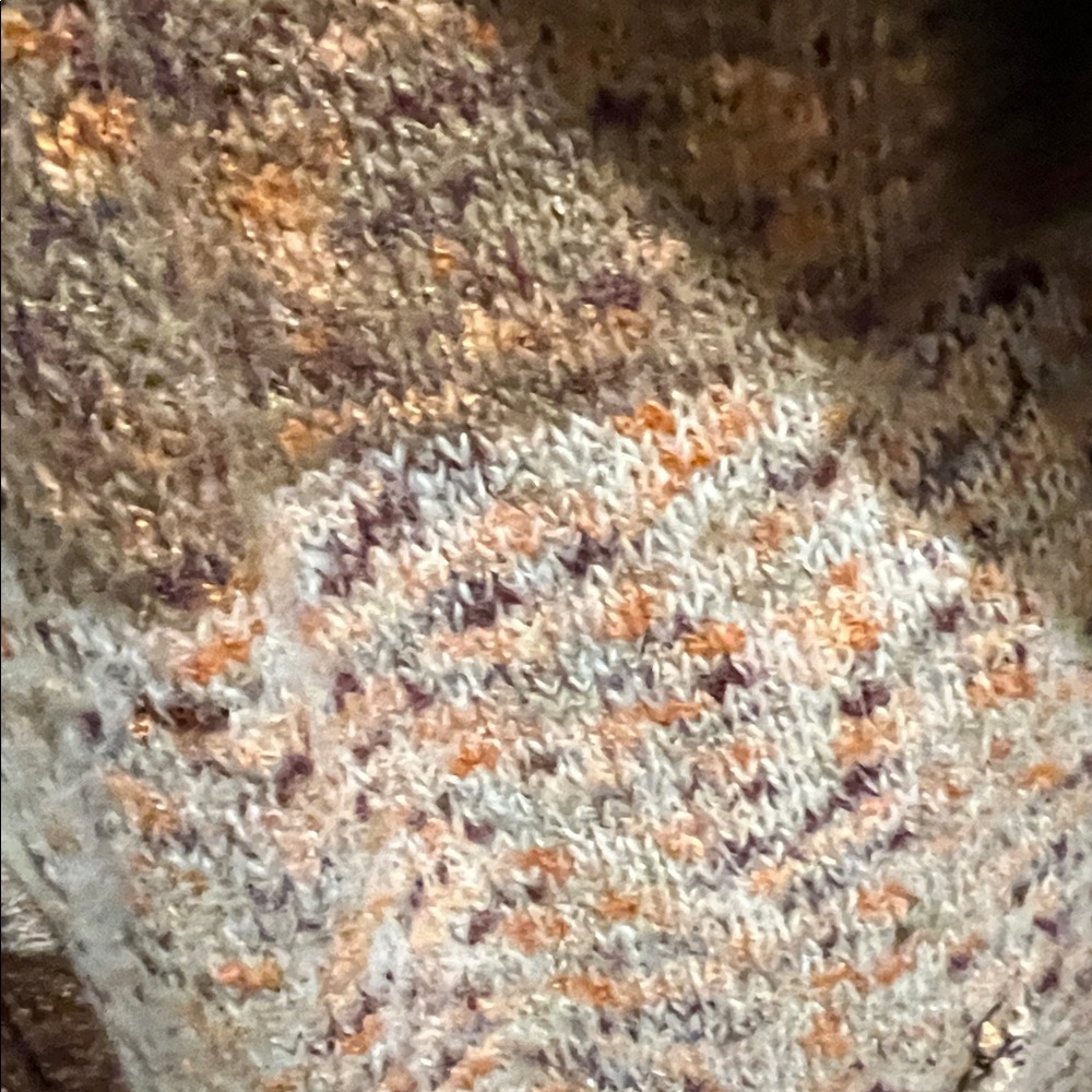 Sam Edelman sweater. - Picture 4 of 5